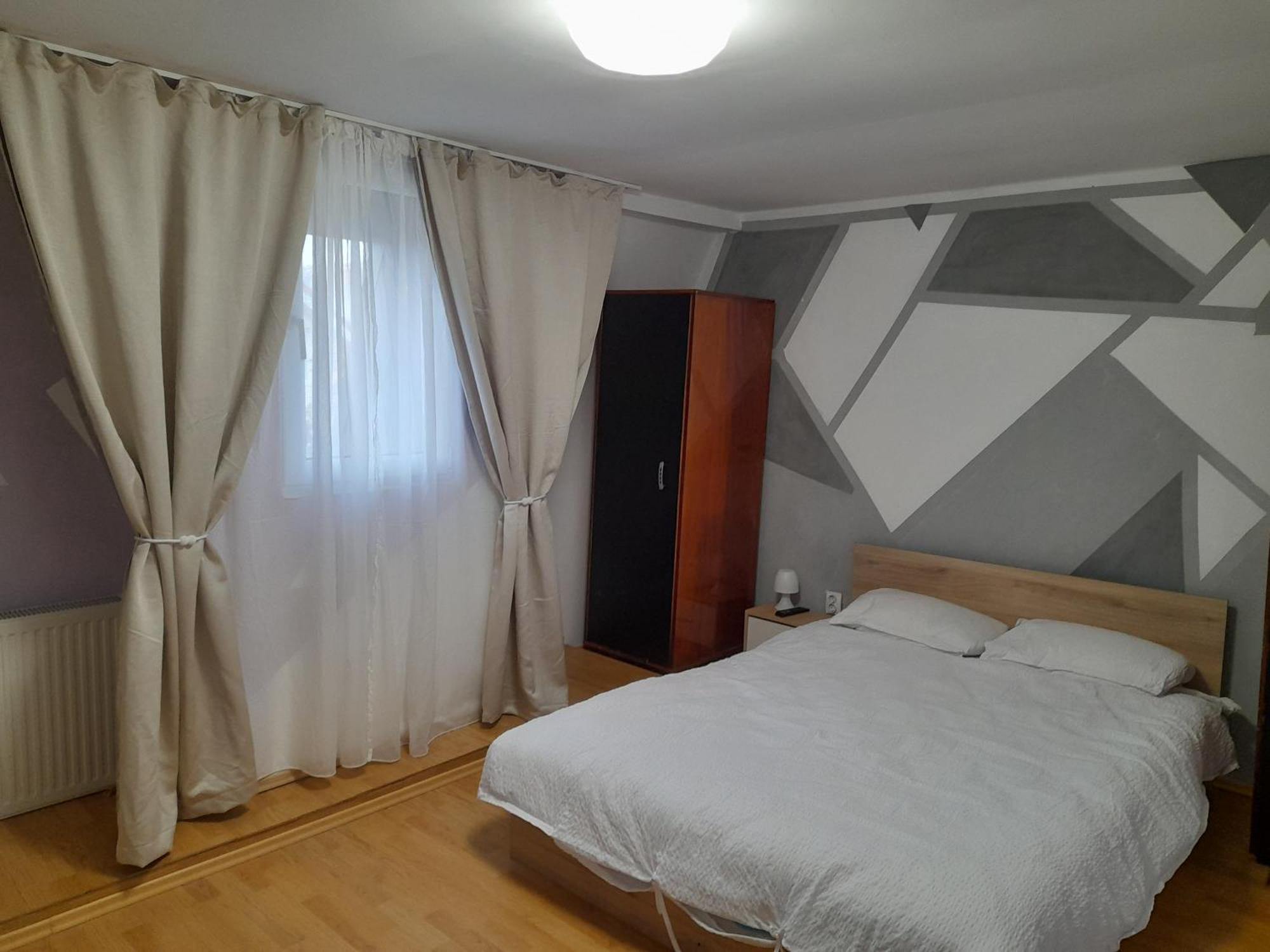 Garsoniera Sic Zona Terapia Zona Linistita La Casa Cu Parcare Apartment Cluj-Napoca Exterior photo